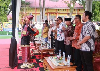 Wawako Elzadaswarman Hadiri Perpisahan Siswa Kelas XII SMA Negeri 3 Payakumbuh