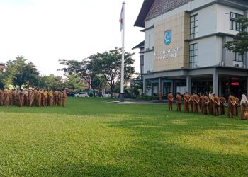 Sekda Payakumbuh Ajak ASN Hemat Energi dan Disiplin Kelola Sampah Rumah Tangga