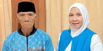 Kisah Haru Mawardi MZ, Haji Tertua Sumbar yang Tetap Gagah Menuju Tanah Suci
