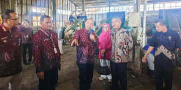 Bupati Safni Canangkan Strategi Gabungan: Solusi Cerdas Atasi Sampah Lima Puluh Kota