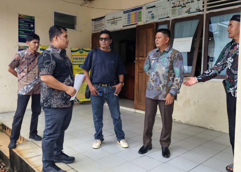 Dinas PUPR Pasaman Beli Grader Rp1 Miliar Lebih Untuk Perbaiki Jalan Rusak