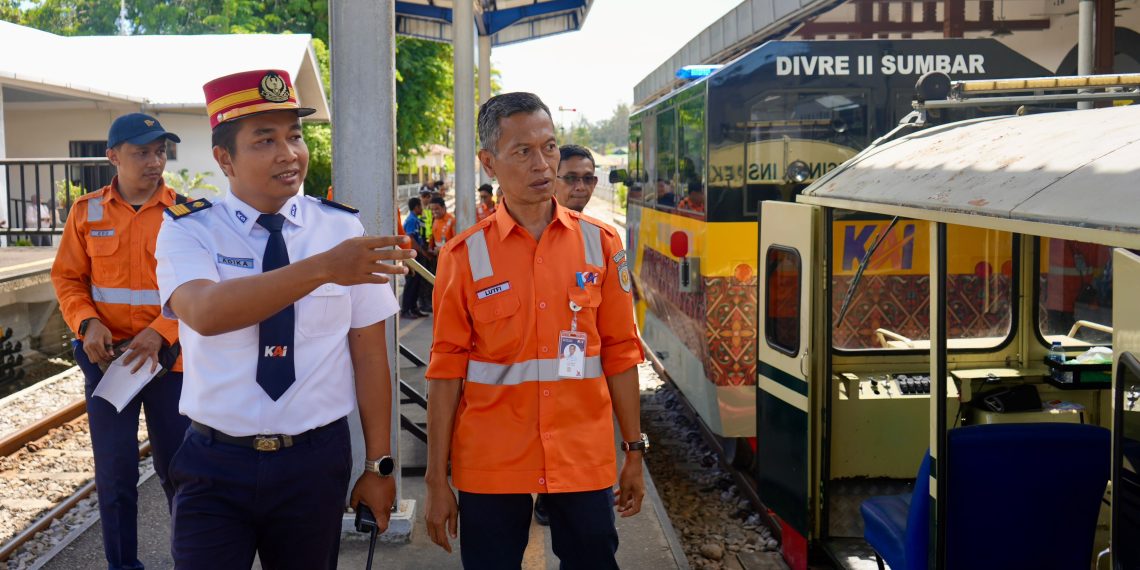 Jelang Libur Sekolah, KAI Divre II Sumbar Perkuat Kesiapan Operasional Melalui Cek Lintas Padang–Naras