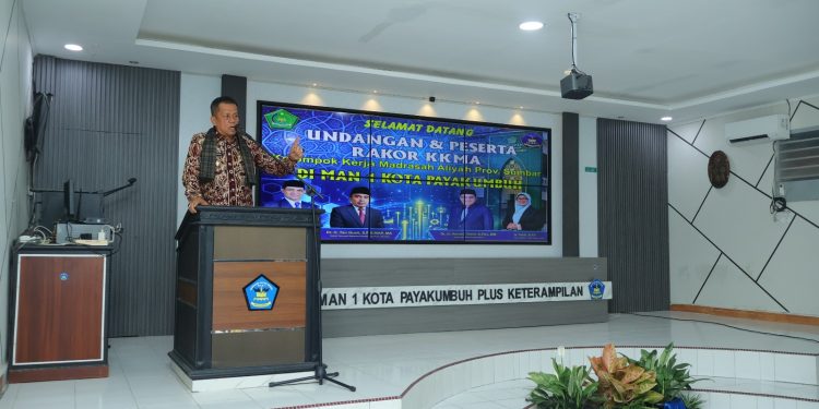 Wawako Payakumbuh Buka Rapat Koordinasi Kelompok Kerja Madrasah Aliyah Sumbar
