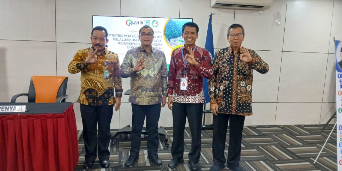 Dua Kepala Dinas Kota Payakumbuh Paparkan Inovasi Pelayanan Publik Nasional