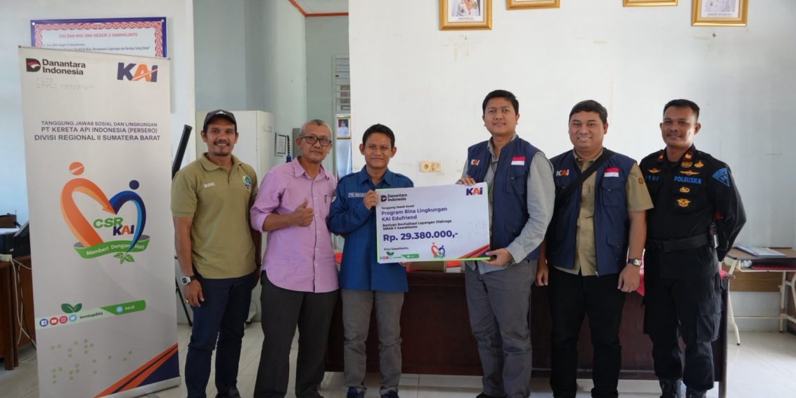 KAI Divre II Sumbar Kembali Salurkan Program TJSL, Perkuat Pemberdayaan Masyarakat dan Pendidikan di Sawahlunto