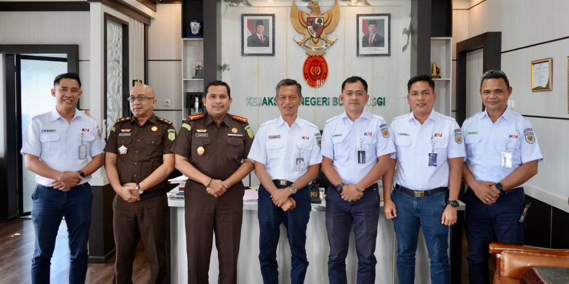 Perkuat Sinergi Penegakan Hukum dan Tata Kelola Perusahaan, KAI Divre II Sumbar Audiensi dengan Kejaksaan Negeri Bukittinggi
