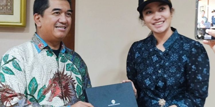 Bupati Annisa Jalin Kerjasama Dengan UI Agar Pelajar Dharmasraya Lolos Melalui PPKB