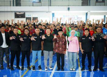 Dibuka Anggota DPD RI Cerint Iralloza Tasya, Turnamen Bola Tangan U-17 Kota Padang Berlangsung Meriah